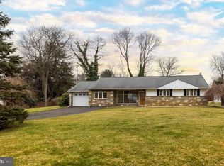 1090 Rozel Ave, Southampton, PA 18966