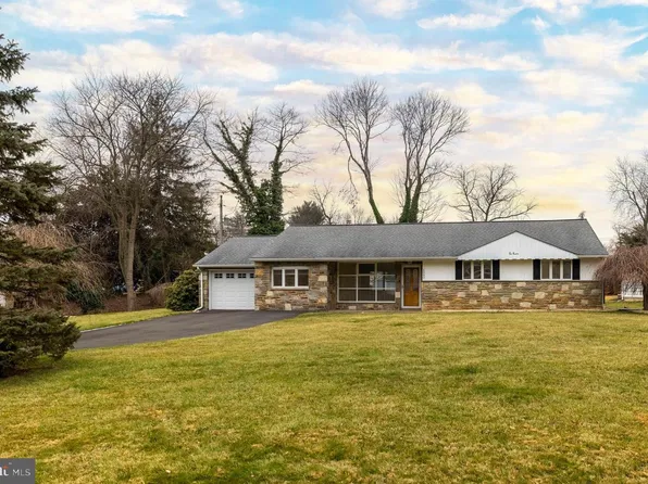 1090 Rozel Ave, Southampton, PA 18966