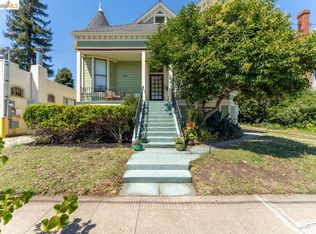 3044 Blossom St, Oakland, CA 94601