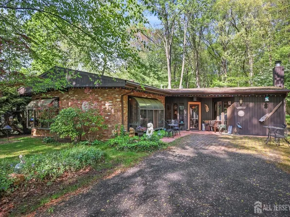 3995 Old Bridge Matawan Rd, Matawan, NJ 07747