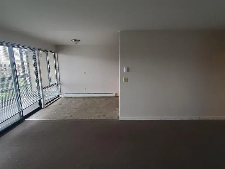 5001 Ravenna Ave NE #10 — Photo 3