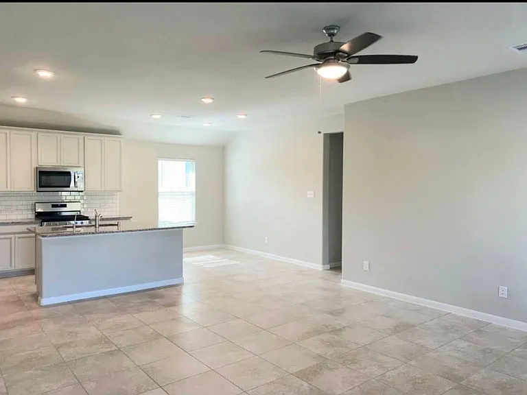 6714 Scarlet Sagebrush St #3 — Photo 5