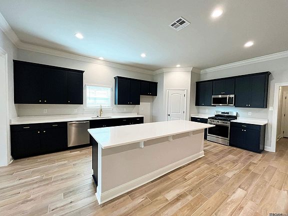 5th image of 38495 Parliament Dr