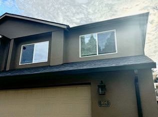 954 N 10th St UNIT B, Medford, OR 97504