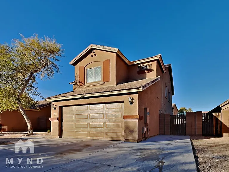 6418 S 49th Dr — Photo 32