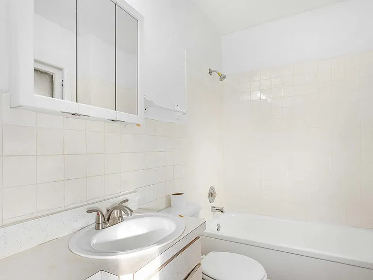 856 Wayside Rd #B — Photo 11