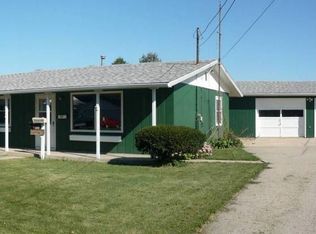 420 Hill St, Mount Morris, IL 61054