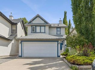 60 NW Cranfield Park SE, Calgary, AB T3M 1B4