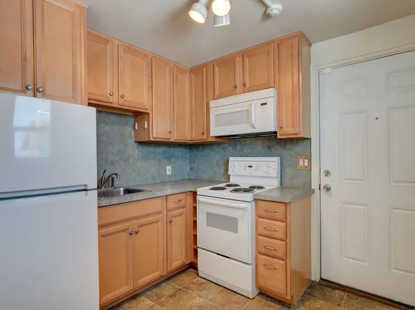 1360 - 645 SE Fidalgo Ave, 645 SE Fidalgo Ave APT 201, Oak Harbor, WA 98277