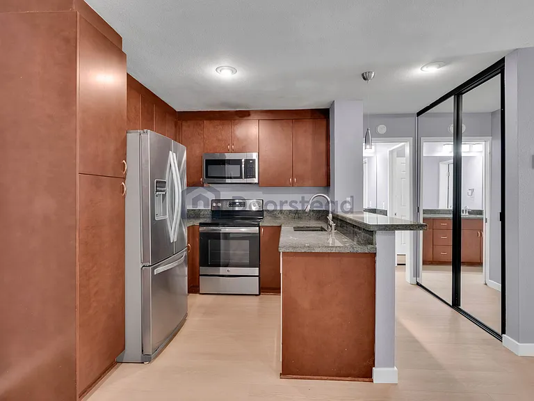 4600 Lamont St #4-113 — Photo 10