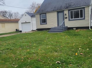 3024 Root Ave NE, Canton, OH 44705