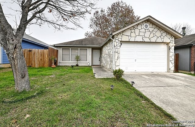 1st image of 16426 Alwick Ln