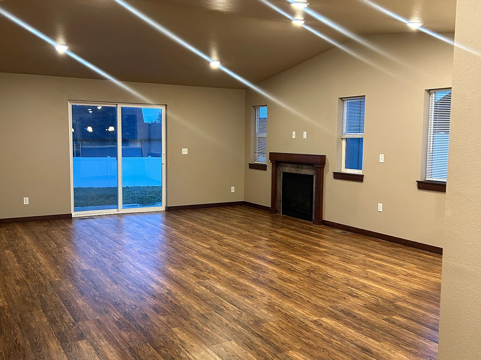 3 bed, 1486 sqft, $2,200 — Photo 4