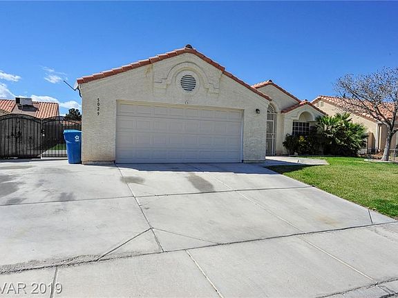 2nd image of 5029 Golfridge Dr