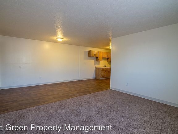 3rd image of 420 Bellbrook Ave APT N