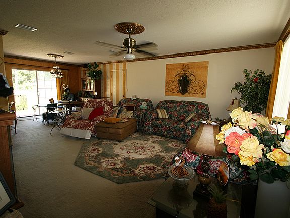 3rd image of 116 SE Mossy Ct