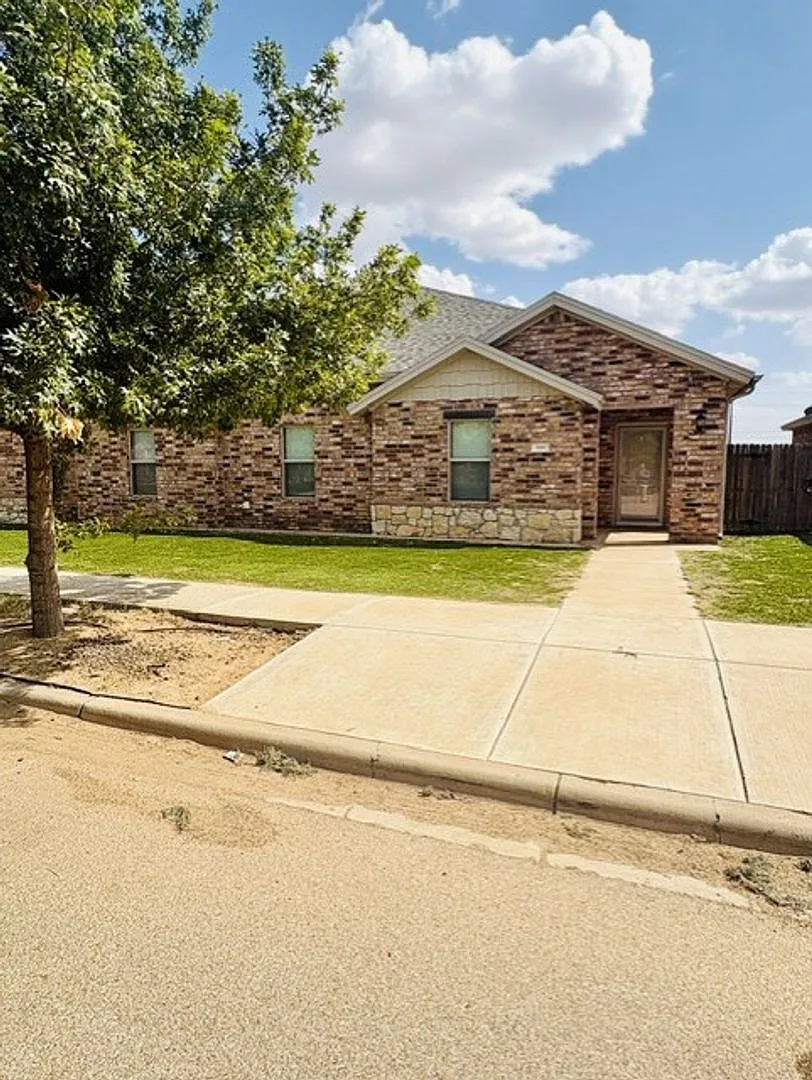 Beautiful 3 Bed 2 Bath In Cooper School District — Photo 1