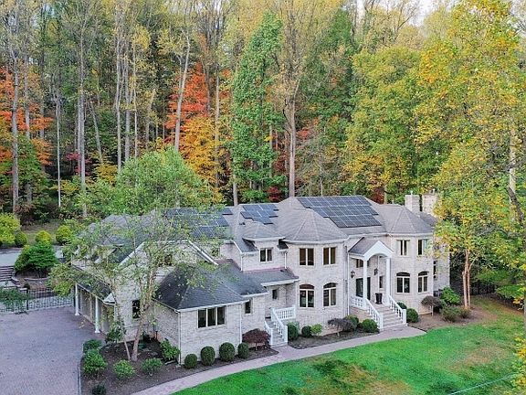 3rd image of 115 Old Somerset Rd