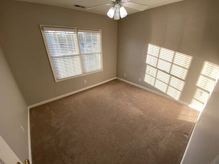 102 College Ave — Photo 26