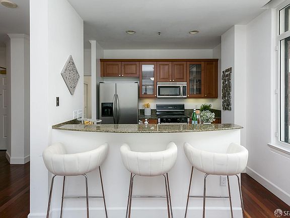 5th image of 201 Sansome St Unit 902