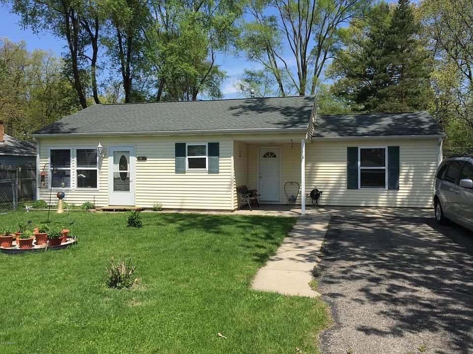 1st image of 1313 Lake Ave