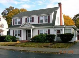 1543 Robeson St, Fall River, MA 02720