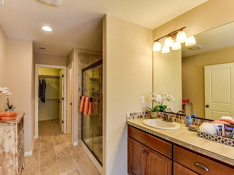 DR HORTON Pics from Model Home for Reference (2017)