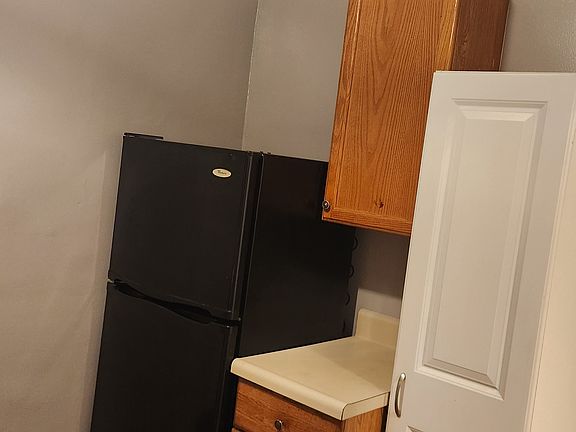 5th image of 1115 N Calvert St APT 1