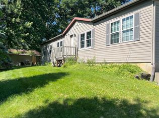 9818 Johnson Rd, Fort Wayne, IN 46818