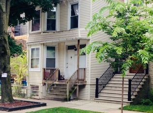 3214 N Hoyne Ave #3F, Chicago, IL 60618