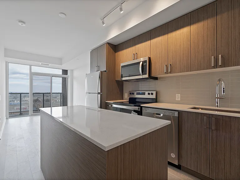 2782 Barton St E #608 — Photo 11