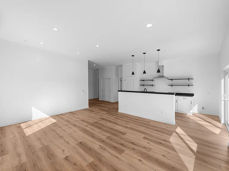 3725 Prescott Ave #1 — Photo 5