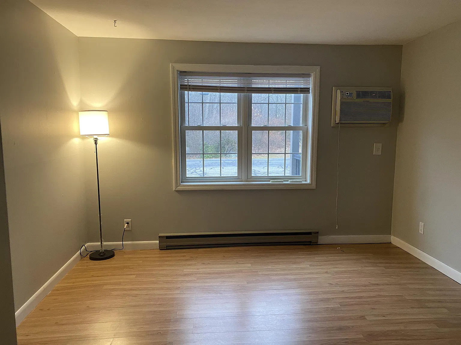 27 Ernest Avenue - 1 — Photo 4