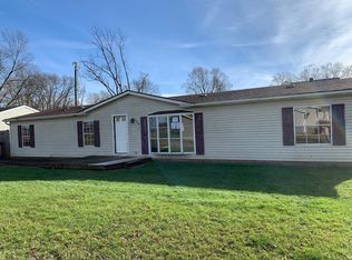 116 Pearl St, Pleasantville, OH