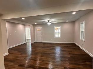 215 E Railroad St, Clinton, NC 28328