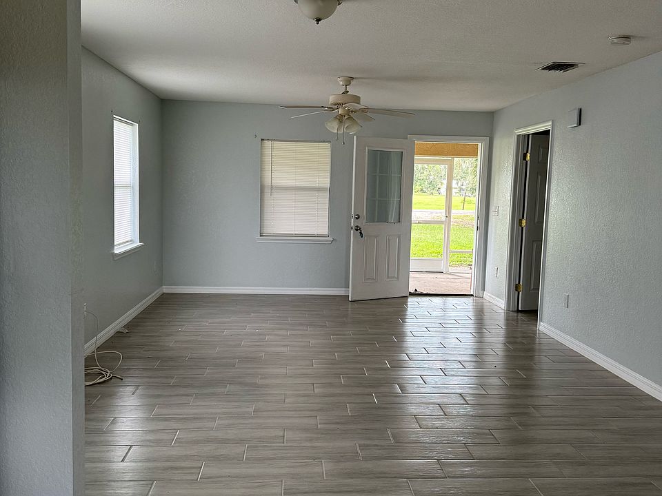 1st image of 589 Mimosa Ave