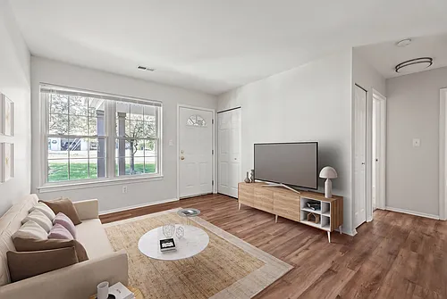 Plymouth Gardens Apartments Photo 1