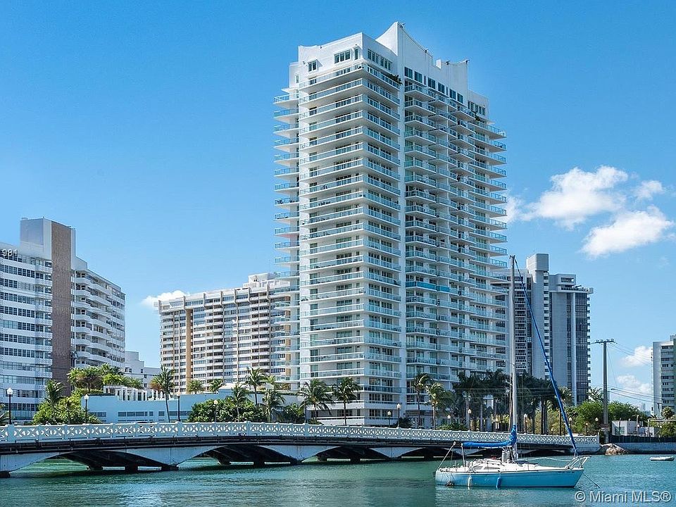 1st image of 10 Venetian Way APT 1005