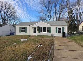 9831 Vickie Pl, Saint Louis, MO 63136