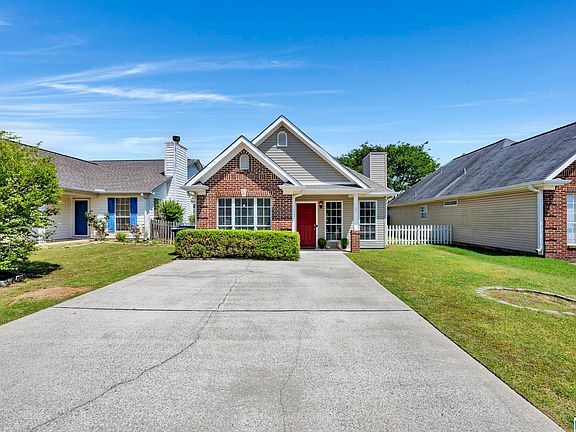 4th image of 1033 Wyndham Ln