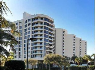 1211 Gulf Of Mexico Dr APT 106, Longboat Key, FL 34228
