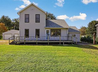 12016 Locust St, Cedar Rapids, IA 52404