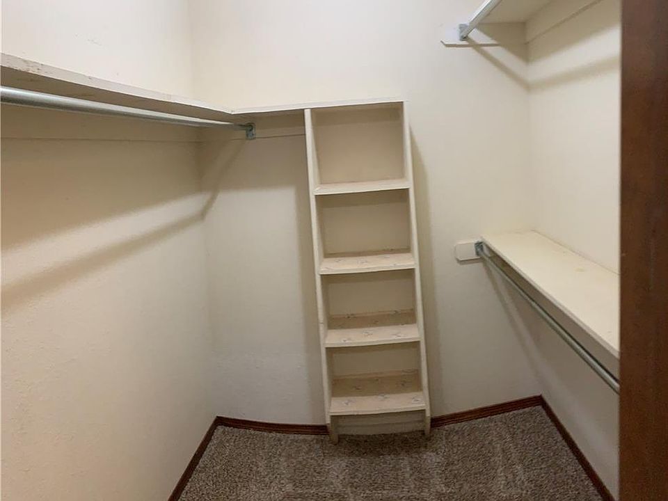 1st image of 1012 W 9th Street Pl #2