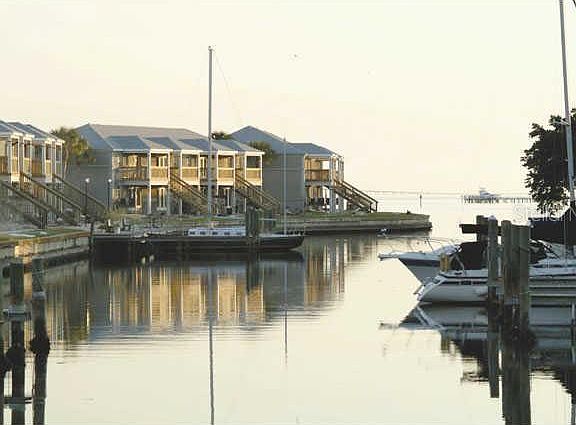 2nd image of 4915 Cobia Dr SE