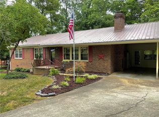 2566 Keck Dr, Burlington, NC 27215