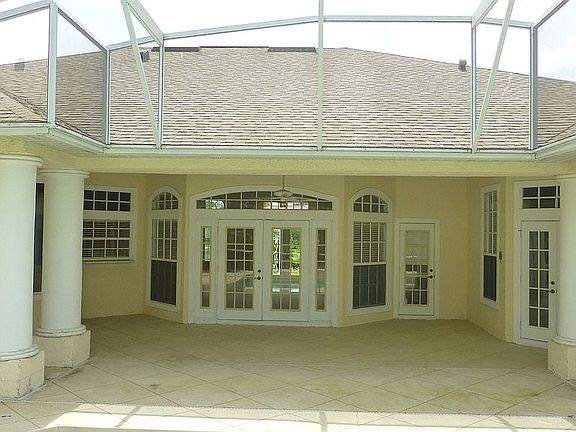 5th image of 395 Glen Abbey Ln