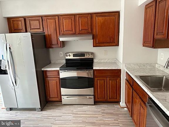 4th image of 7734 Black Horse Ct
