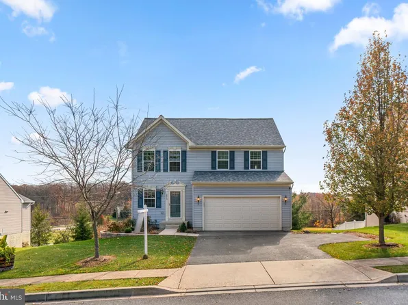 2869 Mahla Ct, Manchester, MD 21102