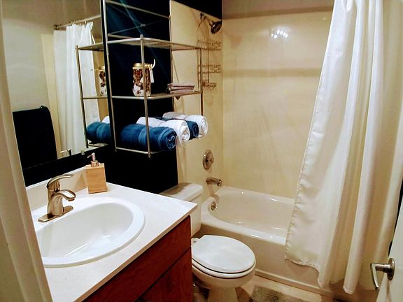 4th image of 7309 Sand Point Way NE Unit 840