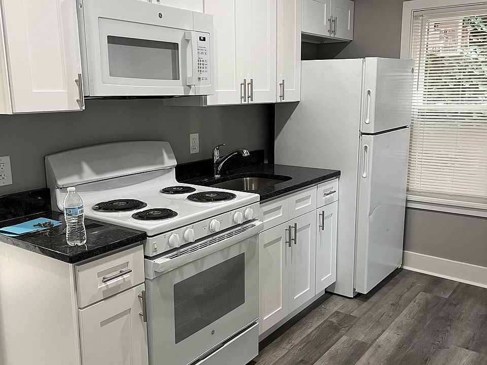 1st image of 2034 Edgmont Ave #1R